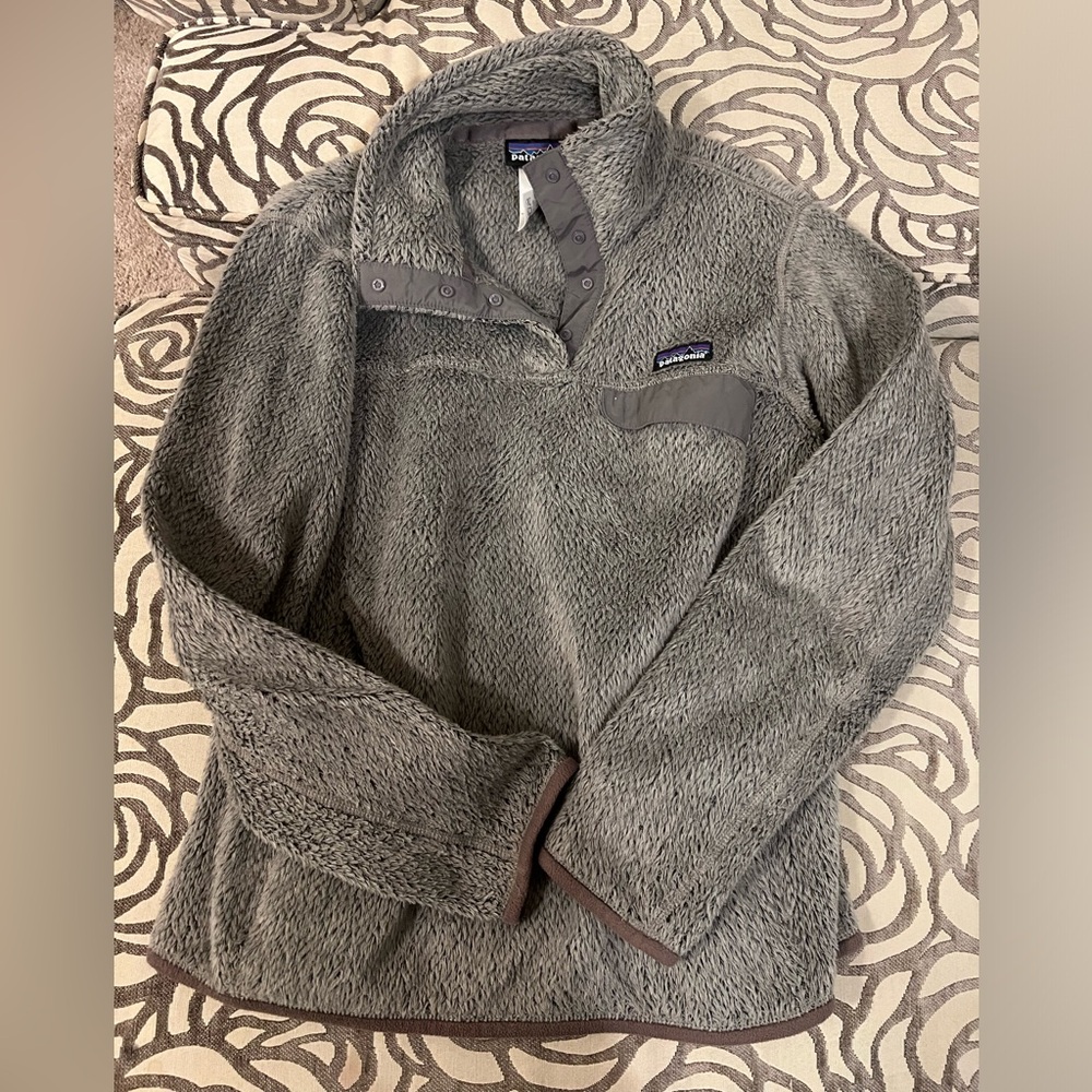 Patagonia women’s fleece pullover